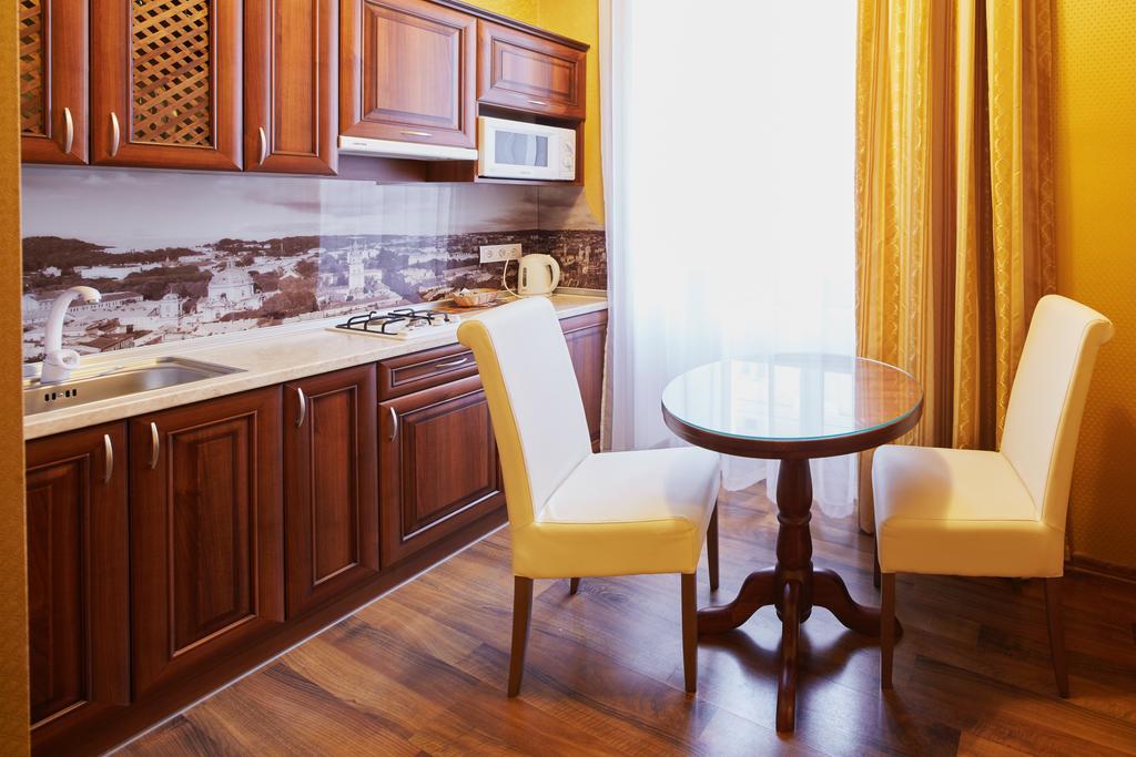 Lviv Apartments Room photo