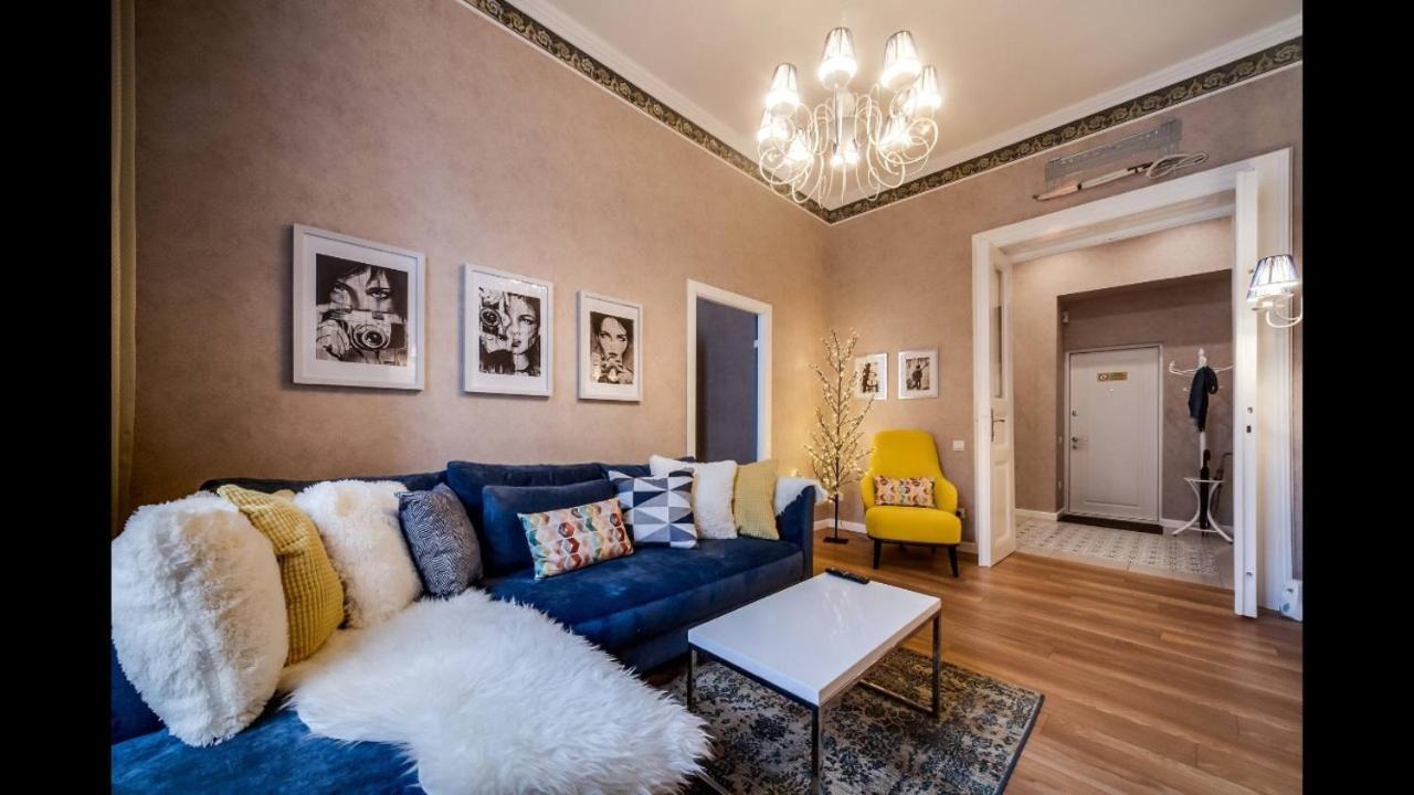 Lviv Apartments Exterior photo