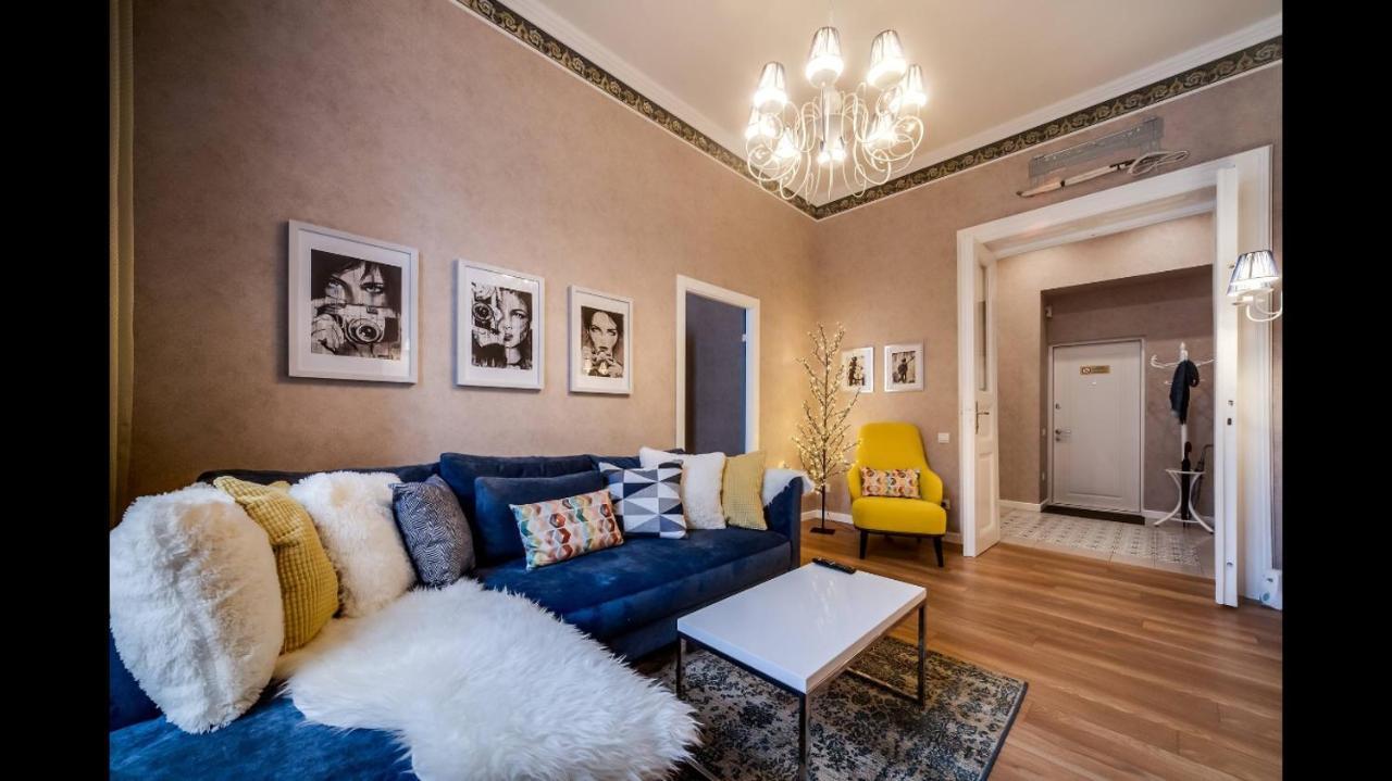 Lviv Apartments Exterior photo